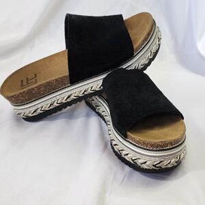 LFA Light Black suede Slides